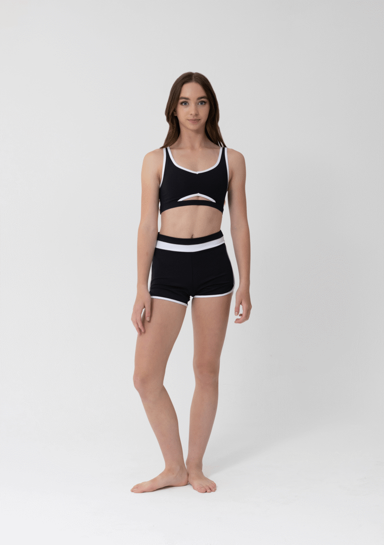 Lara Shorts BLW FR BLW 760x1078 Lara Shorts